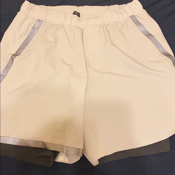 Lulu lemon shorts
